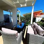 La Perla Di Villa *