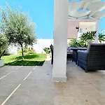 Villa La Perla Di *